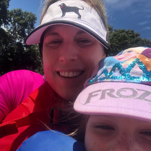 Meet your Posher, Marlene - Picture 1 of 1